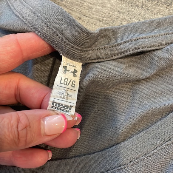 Under armour tank top - Picture 3 of 5